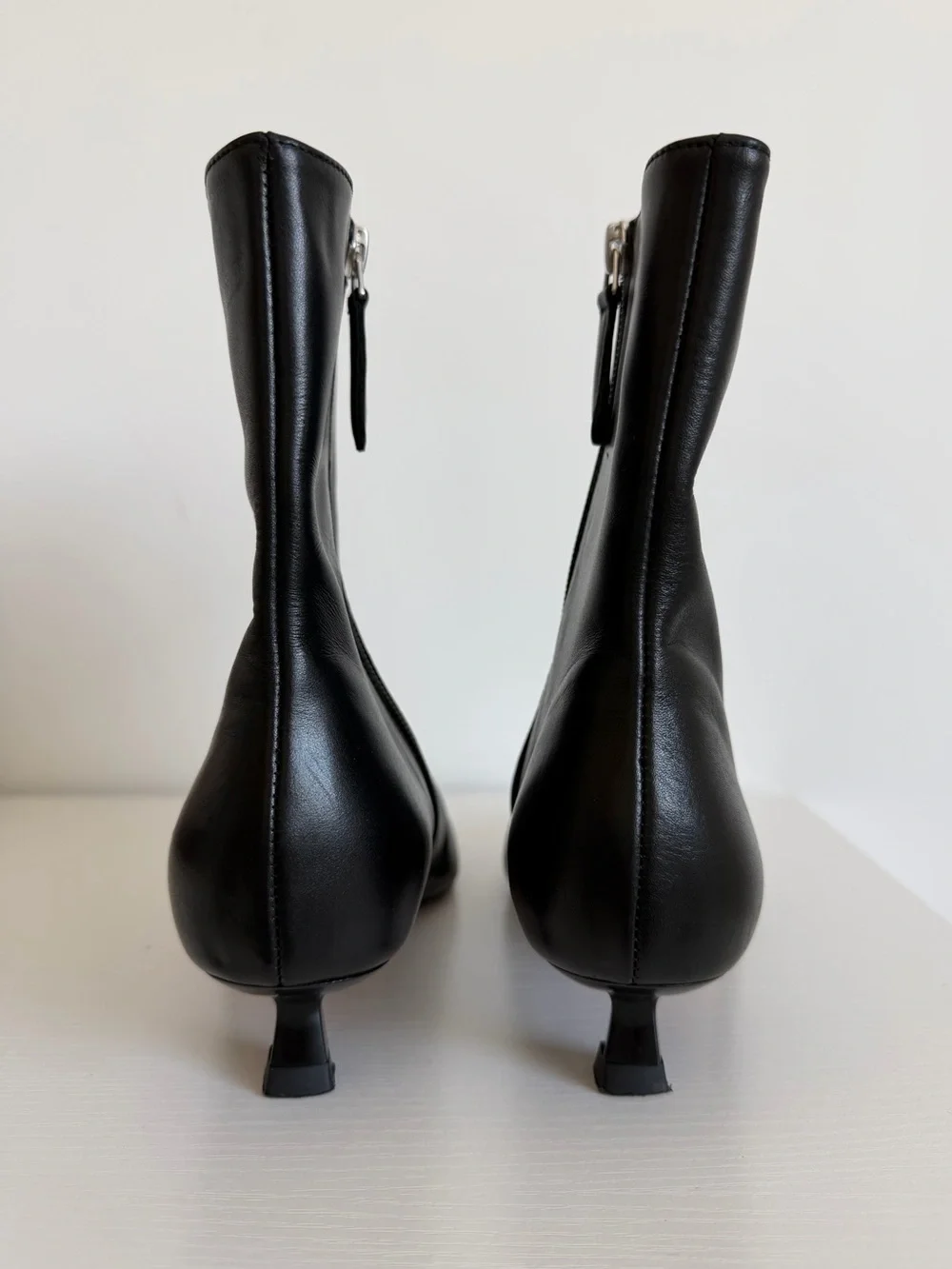 Freda Salvador 6 Lanna Ankle Boot Black Leather Kitten Heel